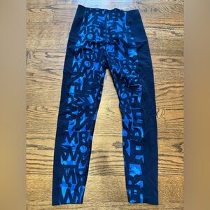 Sweaty Betty Power 7/8 Leggings, Blue Pattern, Size Small – Excellent Condition
